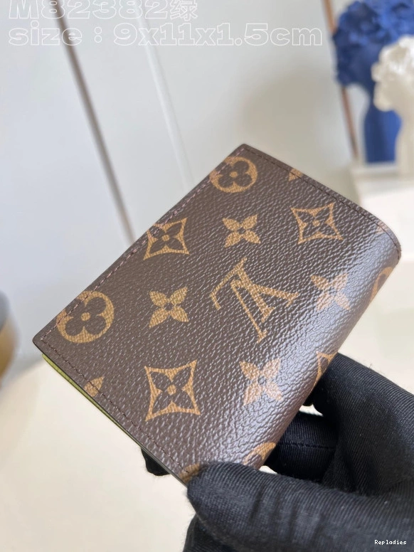 Fake Louis Bags Lisa Wallet Vuitton Louis 0710